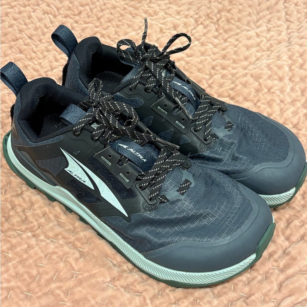 Altra Women’s Blue and Gray Trail Running Shoes Size 9 Great Condition